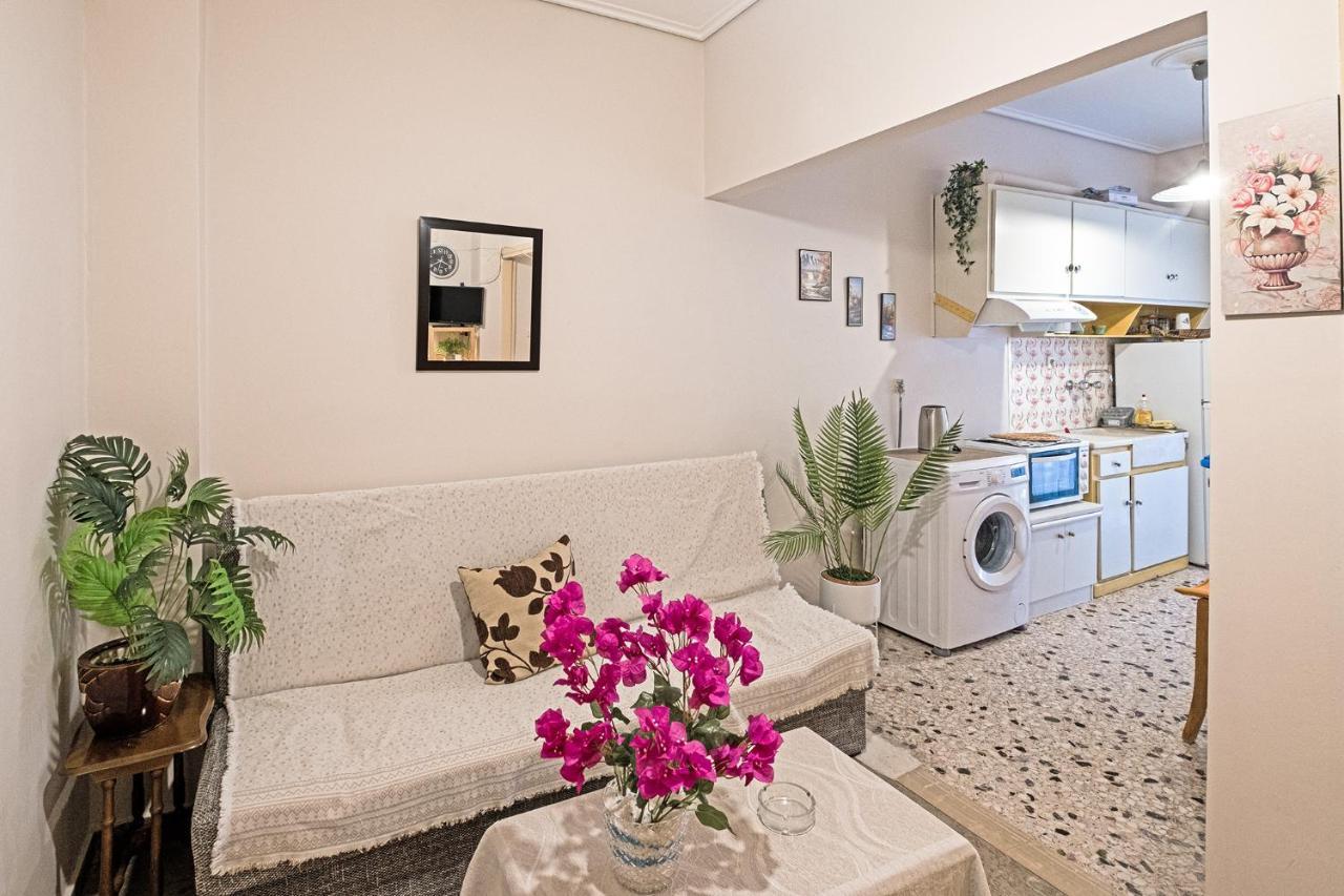 Serenity & Cozy Apartment Kalamata Ngoại thất bức ảnh